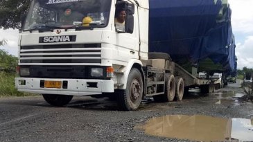 Geregetannya Menteri Perhubungan, Truk Kelebihan Muatan Bikin Jalanan Babak Belur