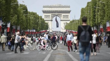 Tingkatkan Kesadaran Lingkungan, Event Car-Free Day di Paris Masuki Tahun Ketiga