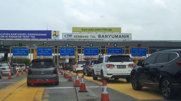Ada Drive Thru Di Tol Semarang, Isi Ulang E-Toll Jadi Makin Mudah