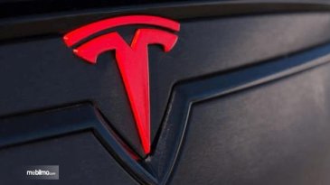 Teknologi Baru Tesla, Charging Mobil Cepat Hanya 5 Menit!