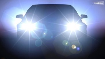 Tips Menghadapi Silau Sinar Lampu Kendaraan Dari Arah Berlawanan