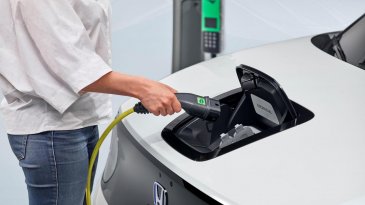Vattenfall Siapkan Power Charger Untuk Pengguna Mobil Listrik Honda di Eropa, Tarif Lebih Murah
