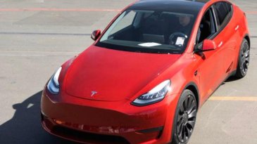 Produksi Mobil Tesla Capai 1 Juta Unit, Konsumen Indonesia Ikut Berpartisipasi