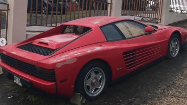 Mobil Ferrari Legendaris Kondisinya Berantakan Tapi Laku Rp. 400 jutaan