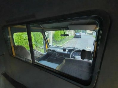 2012 Isuzu Elf 2.8 Minibus