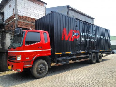 2020 Mitsubishi Fuso Trucks Merah - Jual mobil bekas di DKI Jakarta