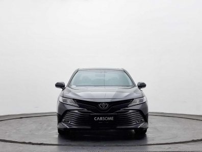 2019 Toyota Camry V Hitam - Jual mobil bekas di Banten