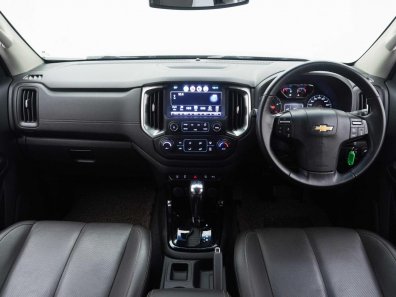 2017 Chevrolet Trailblazer 2.5L LTZ Hitam - Jual mobil bekas di Banten