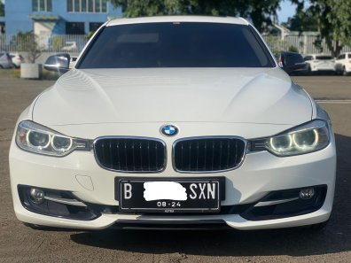 2014 BMW 3 Series 328i Putih - Jual mobil bekas di DKI Jakarta