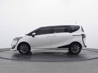 2016 Toyota Sienta Q CVT Putih - Jual mobil bekas di Banten