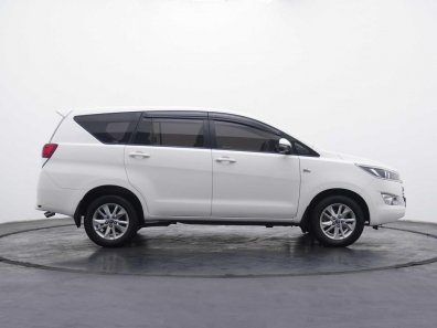2019 Toyota Kijang Innova V A/T Gasoline Putih - Jual mobil bekas di Banten