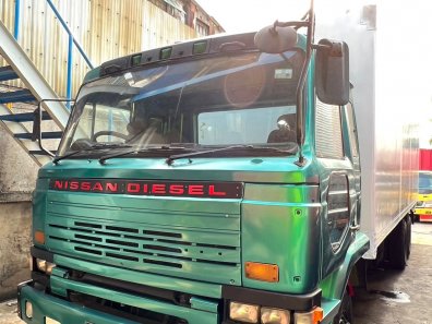 1995 Nissan UD Truck Biru - Jual mobil bekas di DKI Jakarta
