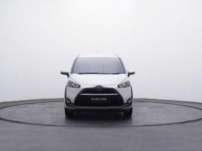 2017 Toyota Sienta G Silver - Jual mobil bekas di Banten