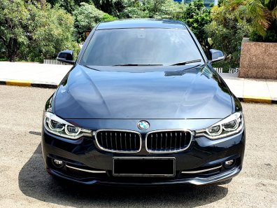 2017 BMW 3 Series 320i M Sport Hitam - Jual mobil bekas di DKI Jakarta
