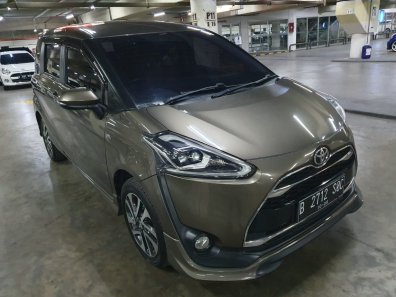 2017 Toyota Sienta Q Golden - Jual mobil bekas di DKI Jakarta