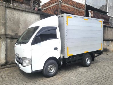 2021 Isuzu Traga Box Aluminium Putih - Jual mobil bekas di DKI Jakarta