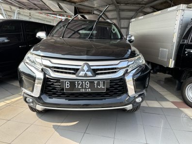 2016 Mitsubishi Pajero Sport Exceed 4x2 AT Hitam - Jual mobil bekas di DKI Jakarta