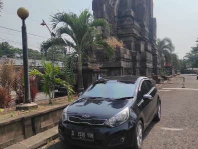 2012 Kia Rio 1.4 Automatic Hitam - Jual mobil bekas di DKI Jakarta