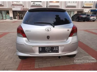 2011 Toyota Yaris S Hatchback