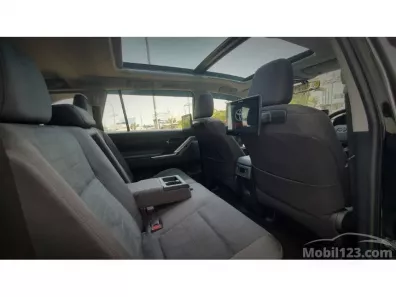 2023 Toyota Kijang Innova Zenix V HV Modellista Wagon