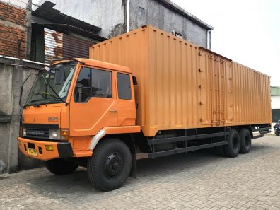 2020 Mitsubishi Fuso Trucks Orange - Jual mobil bekas di DKI Jakarta