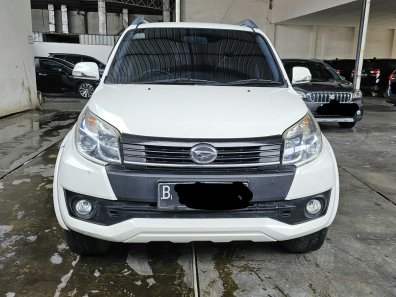 2016 Daihatsu Terios R A/T Putih - Jual mobil bekas di Jawa Barat