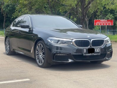 2020 BMW 5 Series 530i Hitam - Jual mobil bekas di DKI Jakarta