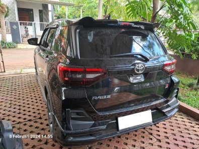 2022 Toyota Raize 1.0T GR Sport CVT TSS (One Tone) Hitam - Jual mobil bekas di Jawa Barat