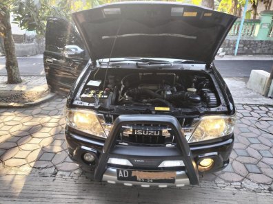 2009 Isuzu Panther LS Hitam - Jual mobil bekas di Jawa Tengah