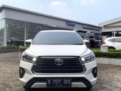 2021 Toyota Kijang Innova V A/T Gasoline Putih - Jual mobil bekas di DKI Jakarta