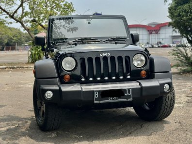 2011 Jeep Wrangler Sport Unlimited Hitam - Jual mobil bekas di DKI Jakarta