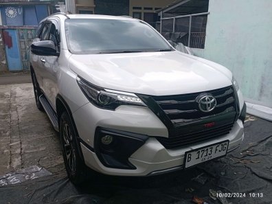 2019 Toyota Fortuner 2.4 VRZ AT Putih - Jual mobil bekas di Banten