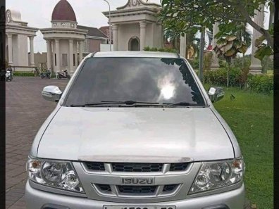 2007 Isuzu Panther LV Silver - Jual mobil bekas di Jawa Timur