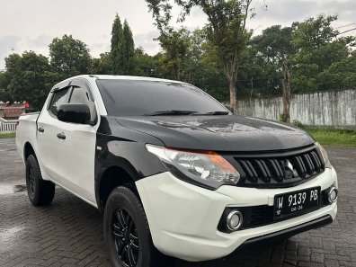 2018 Mitsubishi L200 Strada GLS Putih - Jual mobil bekas di Jawa Timur