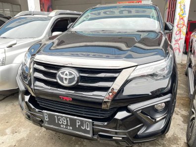 2020 Toyota Fortuner 2.4 TRD AT Hitam - Jual mobil bekas di Jawa Barat