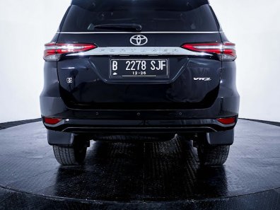 2021 Toyota Fortuner 2.4 VRZ AT Hitam - Jual mobil bekas di Banten