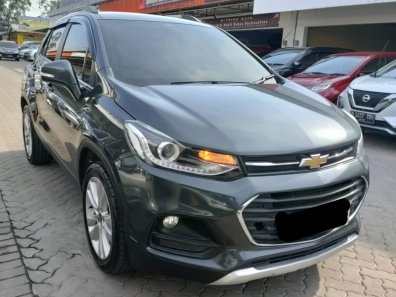 2017 Chevrolet TRAX LTZ Abu-abu - Jual mobil bekas di Banten