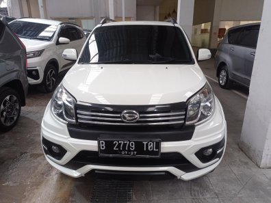 2017 Daihatsu Terios ADVENTURE R Putih - Jual mobil bekas di Jawa Tengah