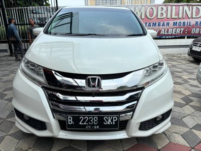 2016 Honda Odyssey 2.4 Putih - Jual mobil bekas di Jawa Barat