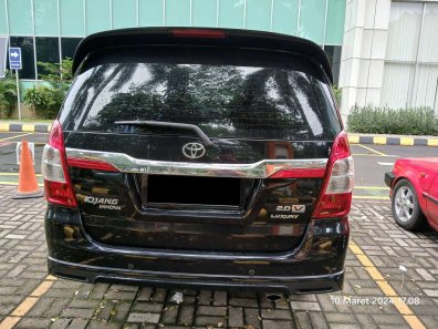 2015 Toyota Kijang Innova V Luxury Hitam - Jual mobil bekas di Jawa Barat
