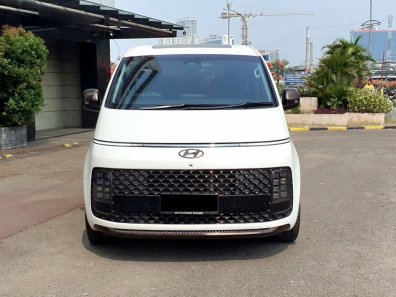 2021 Hyundai Staria Signature 7 Putih - Jual mobil bekas di DKI Jakarta