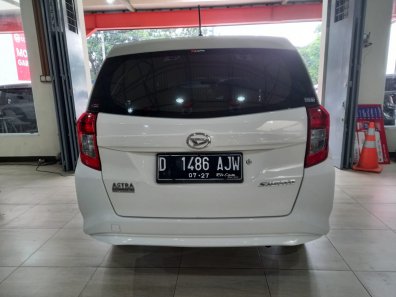 2022 Daihatsu Sigra 1.0 D MT Putih - Jual mobil bekas di Jawa Barat