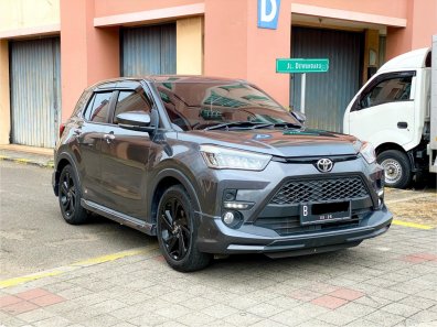 2021 Toyota Raize 1.0T GR Sport CVT (One Tone) Abu-abu - Jual mobil bekas di DKI Jakarta