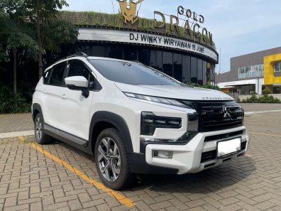 2023 Mitsubishi Xpander Cross NewPremium Package CVT Putih - Jual mobil bekas di Banten