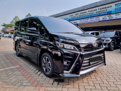 2018 Toyota Voxy 2.0 A/T Hitam - Jual mobil bekas di Banten