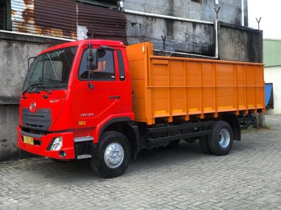 2022 UD Truck Kuzer Orange - Jual mobil bekas di DKI Jakarta