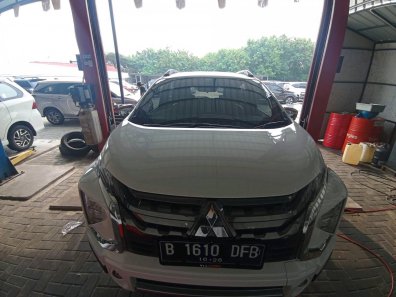 2021 Mitsubishi Xpander Cross Premium Package AT Putih - Jual mobil bekas di Jawa Barat