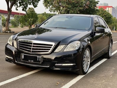 2011 Mercedes-Benz E-Class E 300 Hitam - Jual mobil bekas di DKI Jakarta