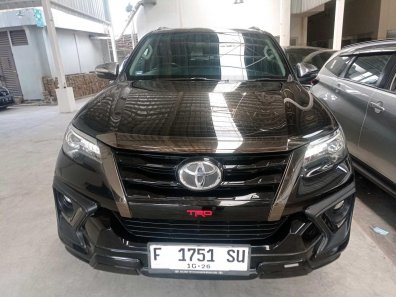 2020 Toyota Fortuner 2.4 VRZ AT Hitam - Jual mobil bekas di Banten