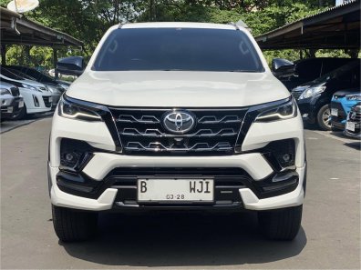 2022 Toyota Fortuner Putih - Jual mobil bekas di DKI Jakarta